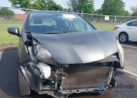 2012 Honda Fit z USA, uszkodzony, nr VIN JHMGE8G35CS004261